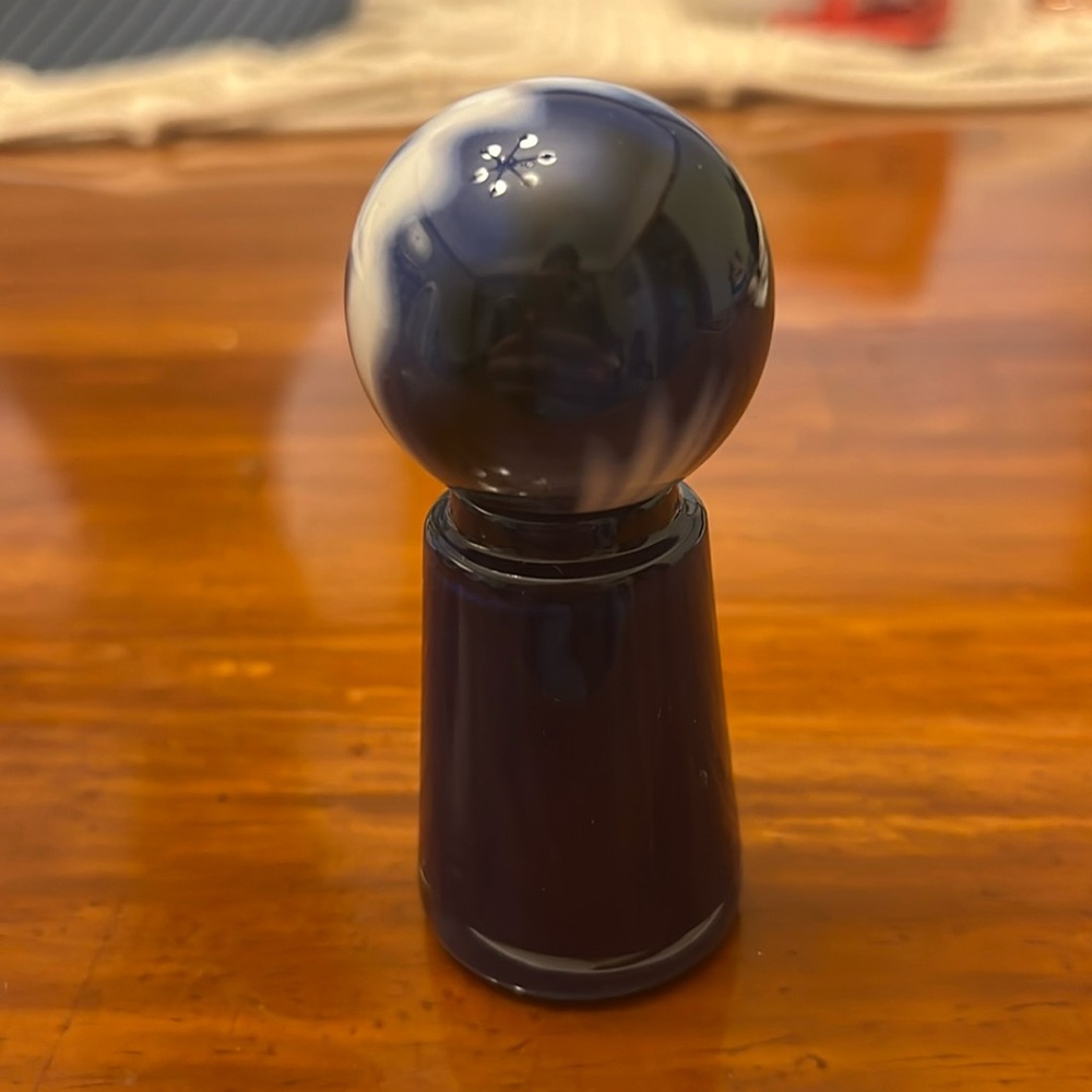 Pleasing nail polish